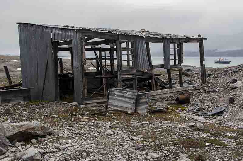 71 - Noruega - islas Svalbard - isla de Spitsbergen - fiordo Kongsfjorden